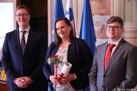 Občina Kamnik prejela certifikat Mladim prijazna občina 2022 – 2026 (17)